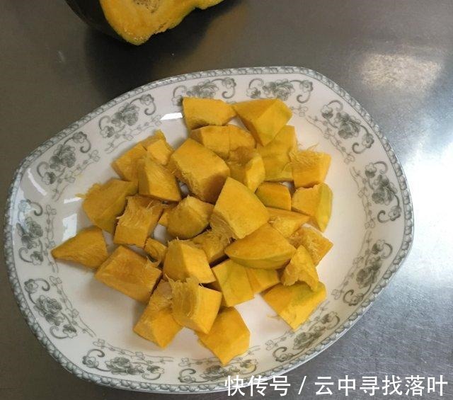 美味|南瓜疙瘩汤，清爽可口，美味快手！