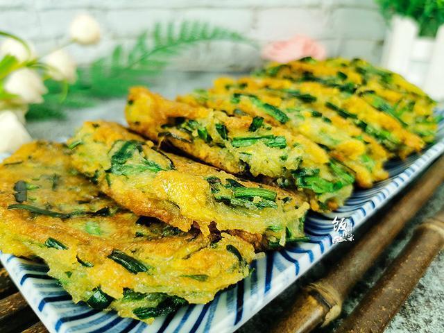 新版韭菜盒子,不用面粉,做法简单,味道香,出锅抢着吃