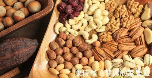 致癌物|不想癌症找上门,这3种癌细胞偏爱的早餐要少吃,再馋也要管住嘴