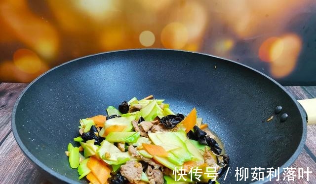 寿瓜|有“寿瓜”之称的蔬菜,南方多见北方较少,益寿菜要常做给父母吃!