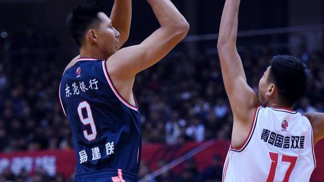 易建联|必须严惩苏伟禁赛易建联:10分钟再伤3人,姚明这回可不能姑息