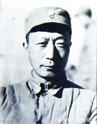 行书#聂荣臻元帅的小楷细腻儒雅,明清韵致,行书果敢奔放,沉着踏实