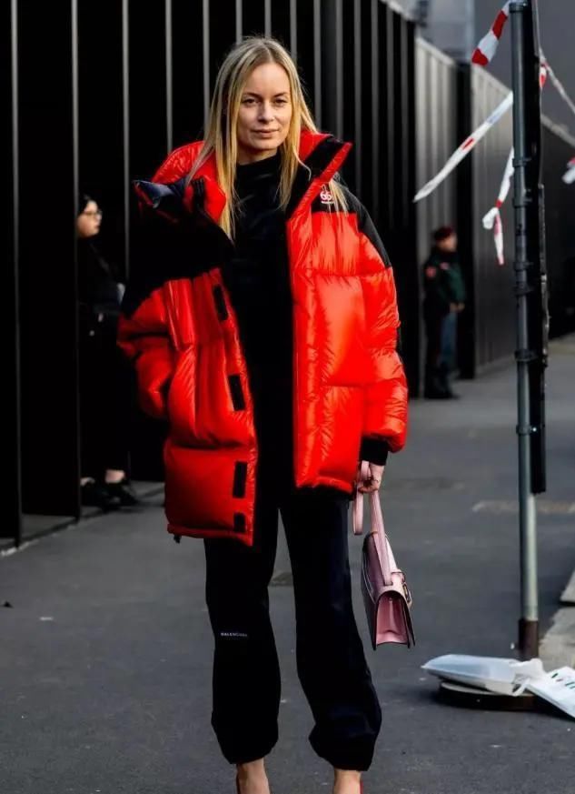 阔腿裤已经失宠了，今年流行这条“卫裤”，配大衣、棉服都好看一、卫裤别乱选，这几点是关键二、会搭配卫裤才有灵魂