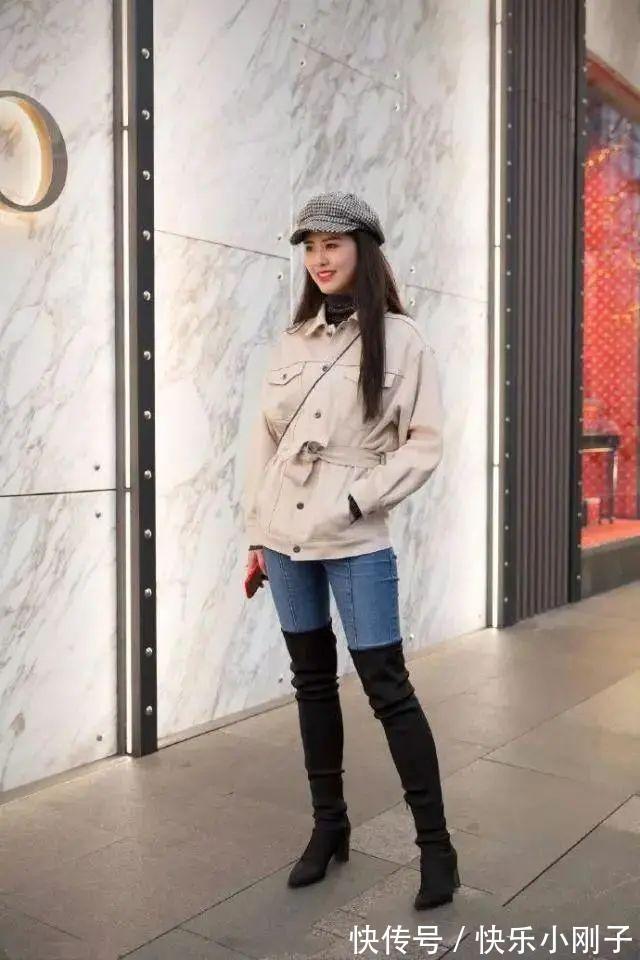 九分裤 休闲牛仔裤穿搭,靓丽的姿态漫步在都市的街头,看上去大方又自信