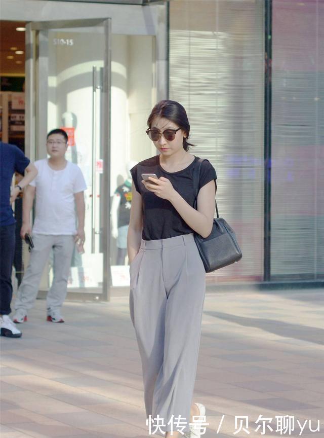 简单|黑白条纹T恤配阔腿裤,简单大方,休闲大方