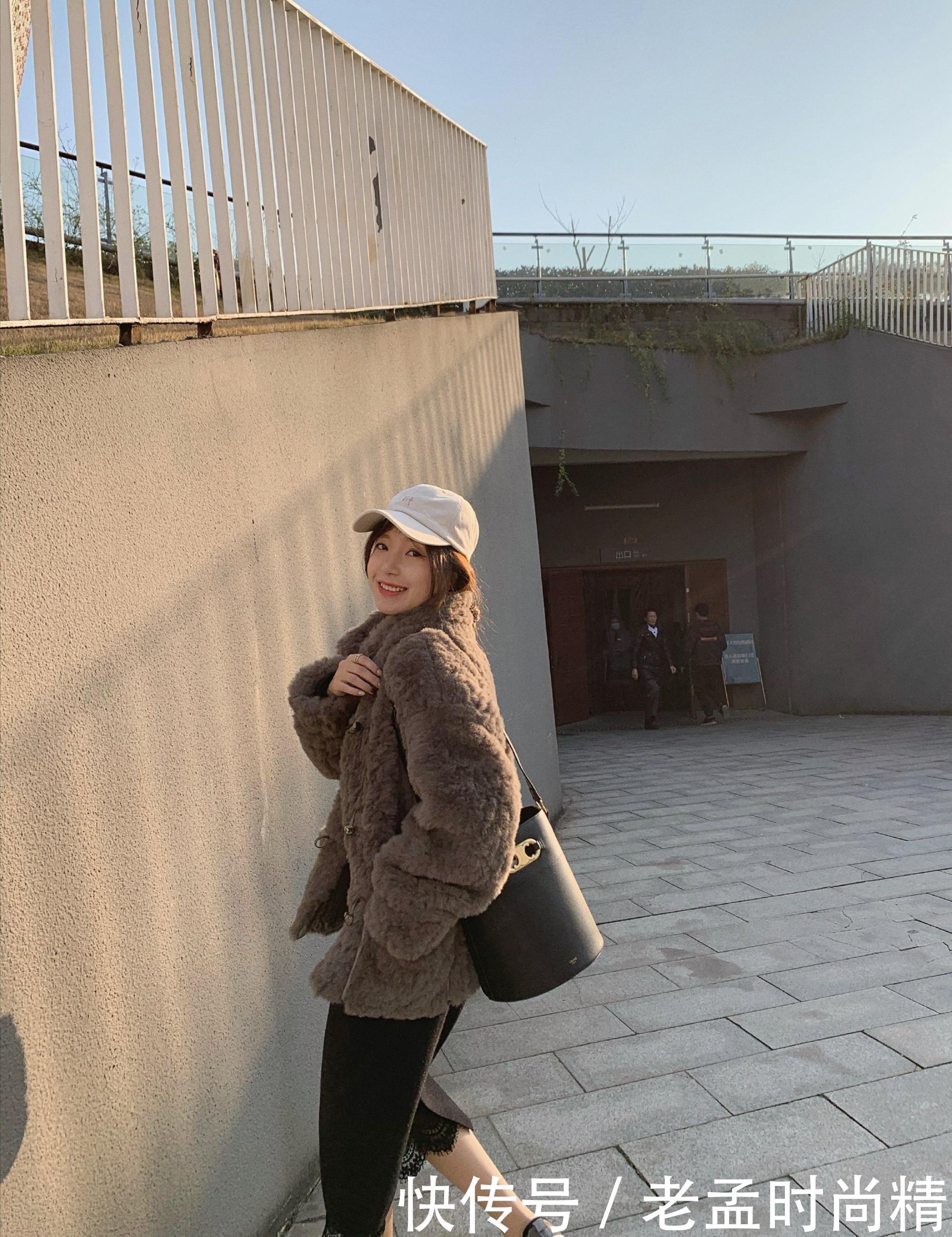 懂时尚的人冬季更爱穿裙子, 裙装解锁冬日优雅, 优雅女人都在穿