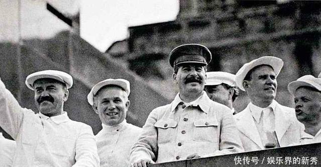 斯大林|此人政治水平很低,手段简单残暴,为何能赢得斯大林绝对信任!