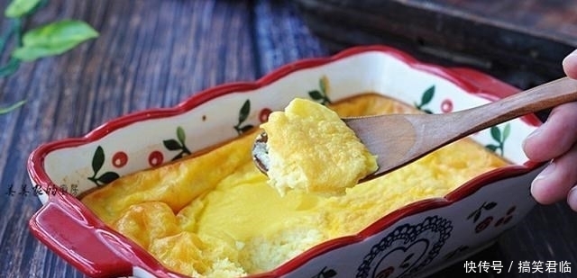 2个鸡蛋1盒奶,筷子一搅就上桌,蓬松柔软,比蛋糕还好吃!