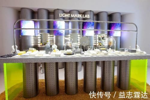 克拉|培育钻石被央视戴上小红花:LightMark小白光的“克拉自由”