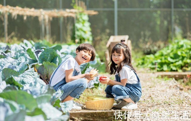 05多|孩子有没有出息,从父母的言行里就能看出,你家是哪类家庭?