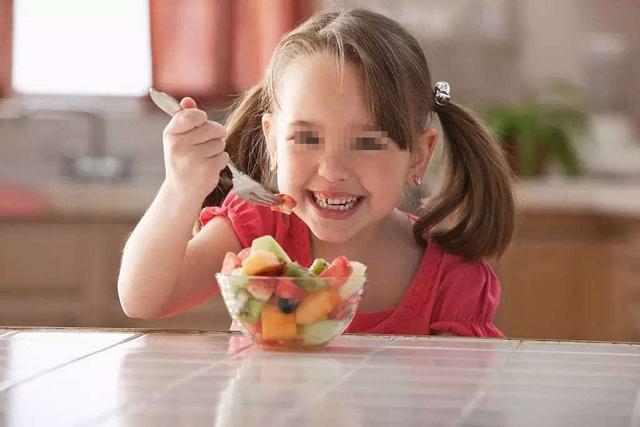 乐乐|水果没吃对，白血病可能会找上门有几类水果建议少给娃吃