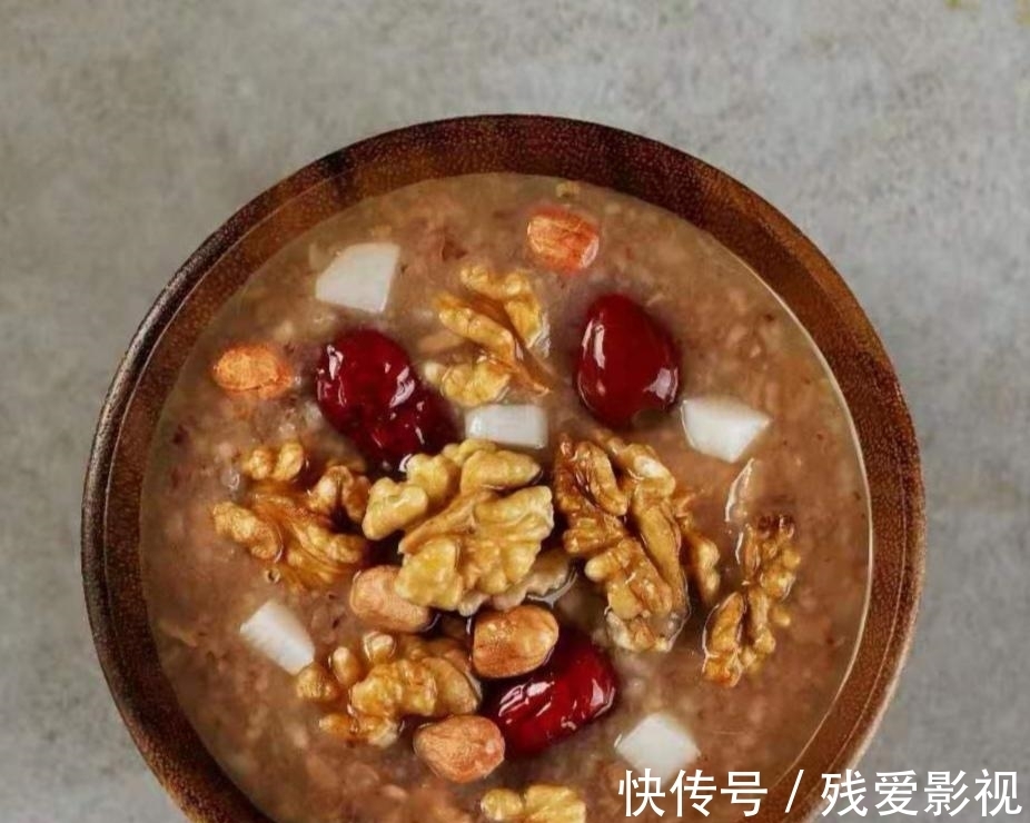 雌激素|女人想要不显老,建议多吃这5种食物,补充“雌激素”,更显年轻