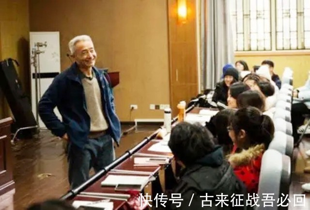 教授#网红教授被骂哭:跟妻子的命相比,我赚的钱不丢人