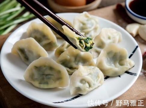不管调什么饺子馅,这3味调料不能少,做出来的饺子鲜香多汁