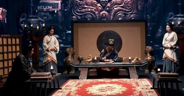 计谋|酒鬼献两大计谋，帮刘邦统一抗秦战线，最后却被韩信嫉妒惨遭烹杀