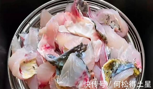 在家做嫩滑爽脆的酸菜鱼，美味可口，佳节必备！