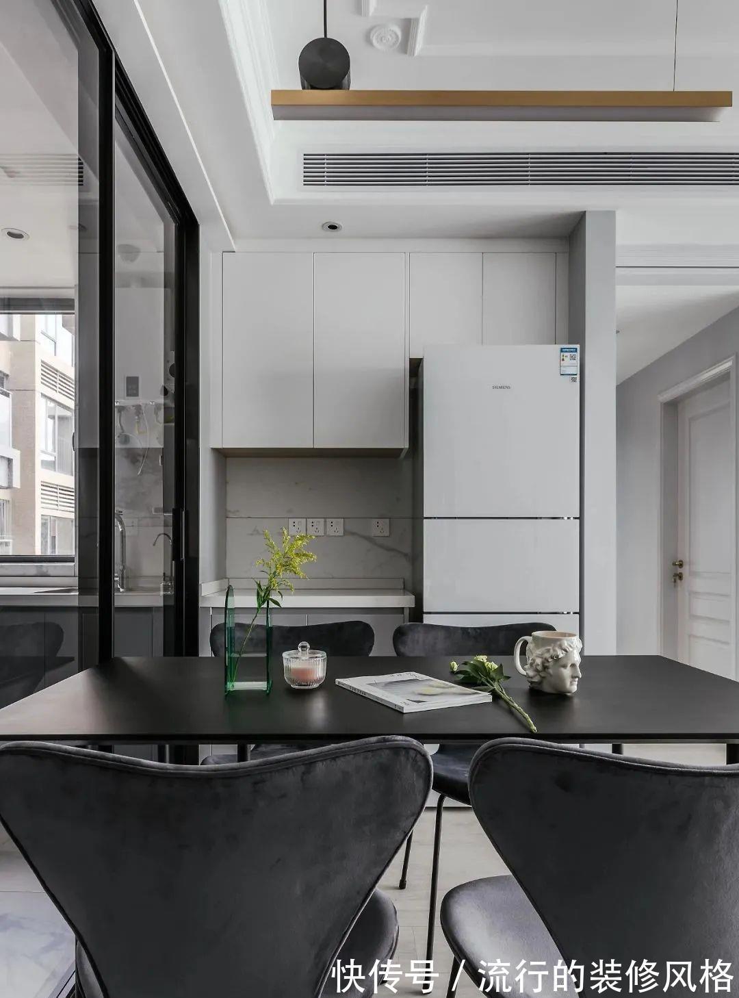 立体感|125㎡简约美式风，装修效果气度不凡，朋友看了都嫉妒！