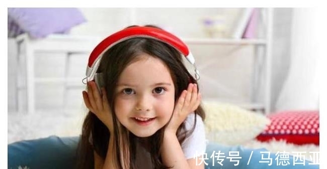 底气|生三个儿子是什么体验?佛系育儿的底气是爷爷奶奶在负重前行