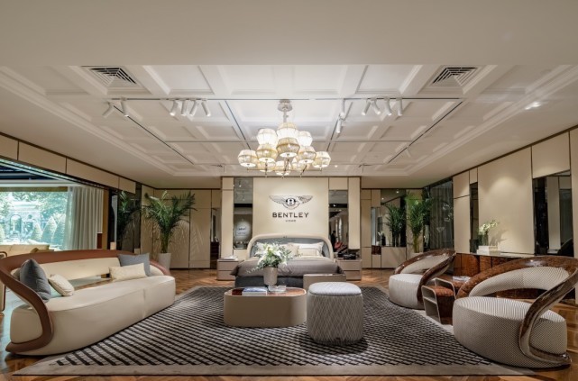 butterfly|什么样的客厅低调又高级？看完宾利的七个客厅，你的标准将被刷新