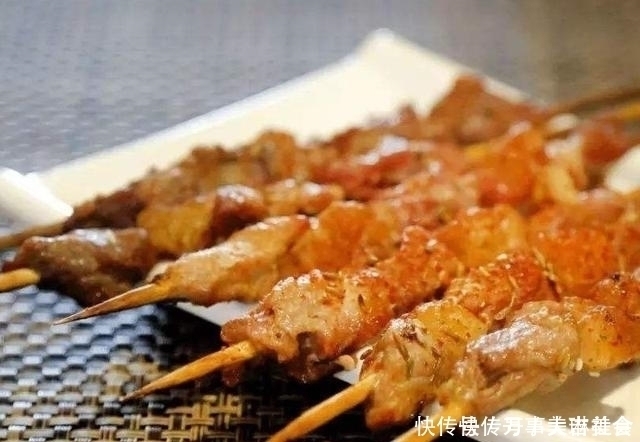 烧烤|如果有人请你免费吃烧烤，且只能点1样食物，你想点什么呢