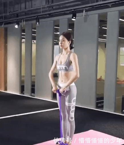 妙龄|妙龄少女分享健身照,身姿曼妙,惹得网友调侃活得不如一只公仔