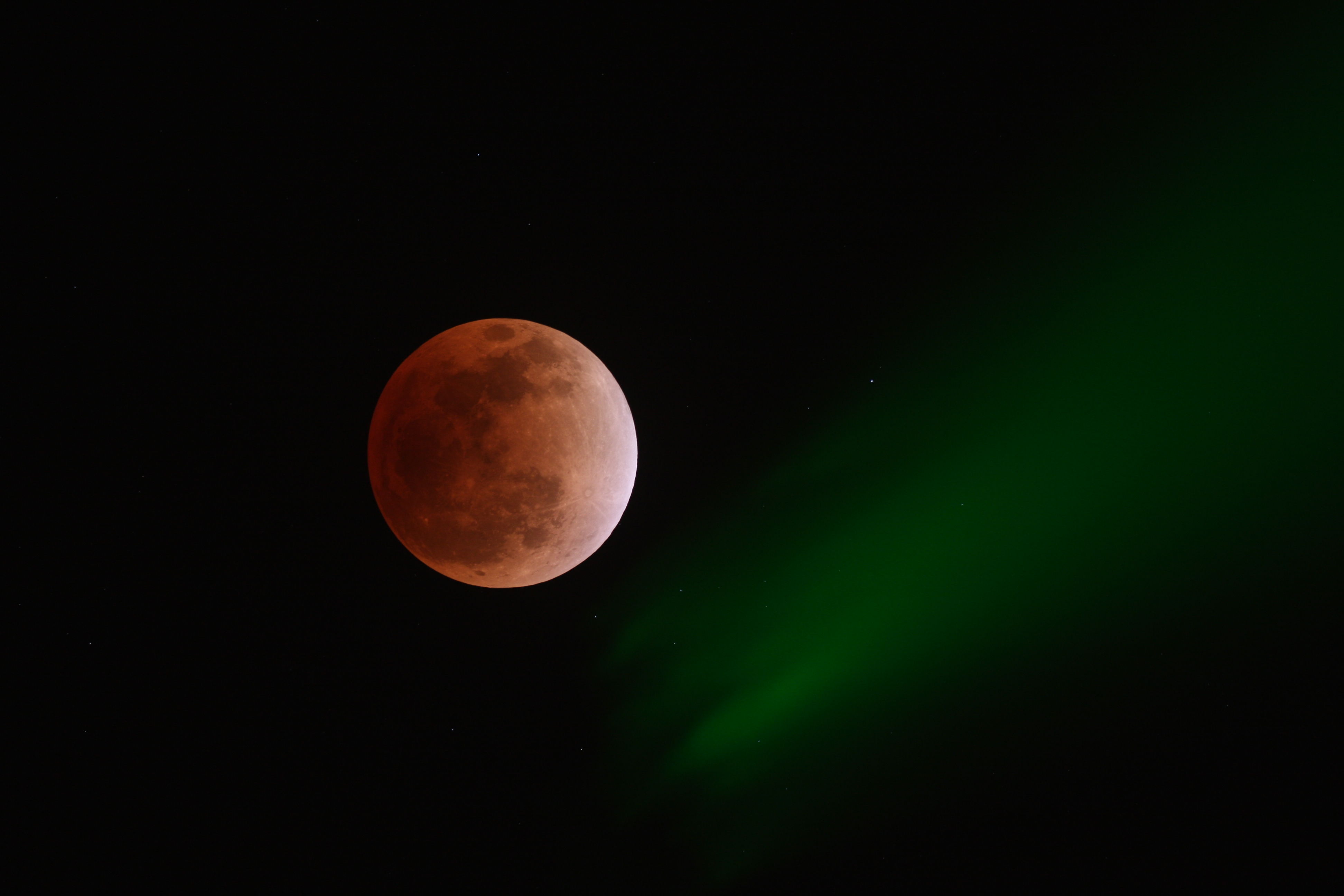 “超级红月亮”：如何拍出震撼大片？ 星空有约  拍摄