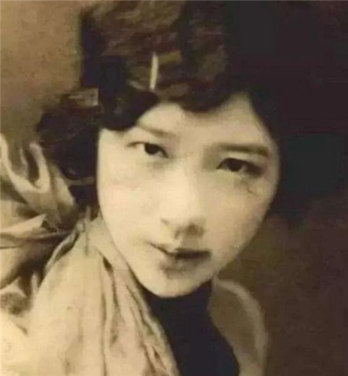 民国|民国一名媛16年生14子,36岁油尽灯枯倒在产房,可惜这绝世容颜