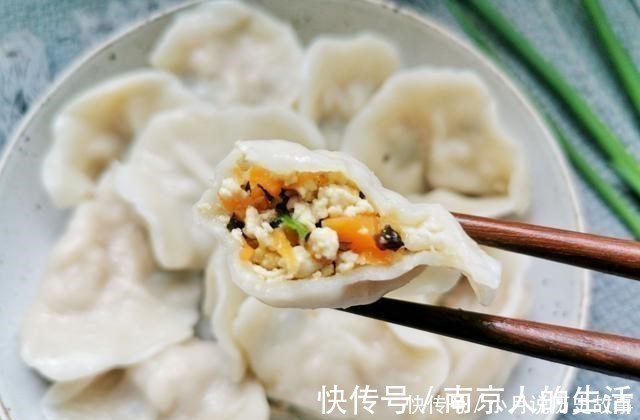 肉馅儿|豆腐别知道炖,用来拌馅儿包饺子,比肉馅儿还受欢迎,关键是省钱