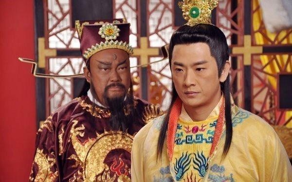 善于|包拯不善于写诗,考进士基本不可能,主考官道:为你改考试内容