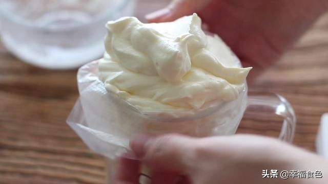裱花袋|用酸奶就能做的雪糕,口感香甜细腻,比超市卖的更好吃