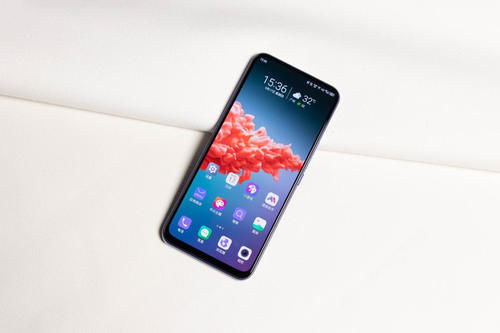 纳米|中兴新机正式确认！搭载国产12纳米芯片，能否成为第二个华为？