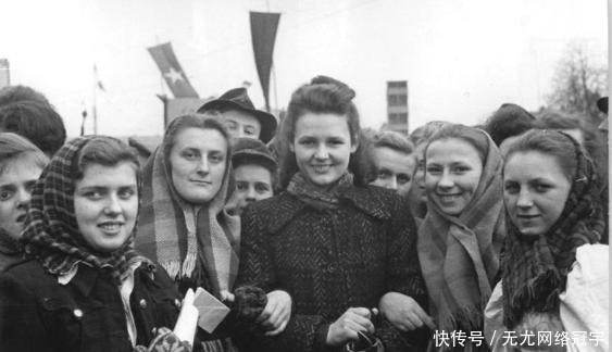 年前|70年前的今天德国分裂,10张照片展示东德成立初期的幸福生活