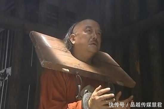 清朝|嘉庆恨死和珅,为何下令放过他3000党羽,只因刘墉这句话