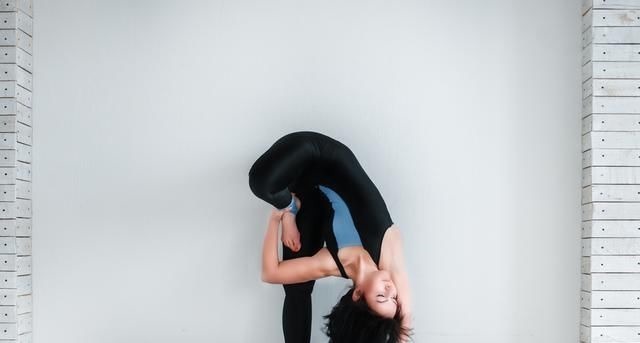 大神|难度系数超高的8个瑜伽体式,解锁3个以上就是大神!