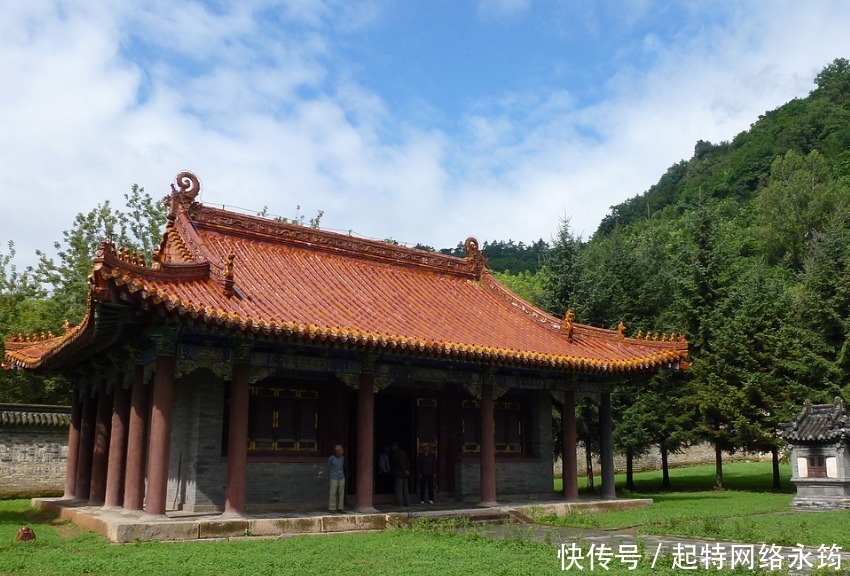 王爷|清朝灭亡后王爷都靠什么生活?装扮盗墓贼,盗自家墓?