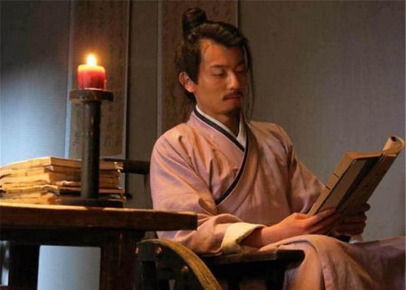 人给出|千古绝对:上联“鸟在笼中,恨关羽不能张飞”,下联让人惊喜