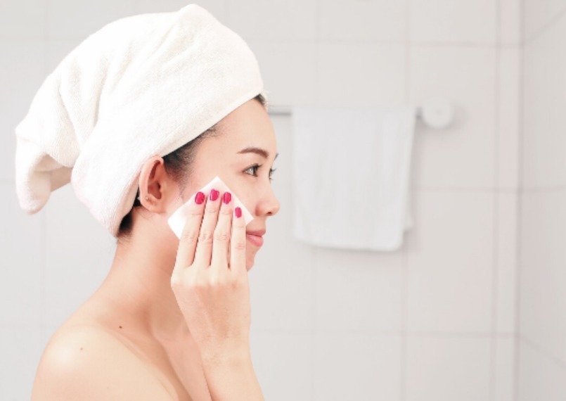 皮肤状态不好的女生，每天坚持3个好习惯，迟早变成“瓷光肌”