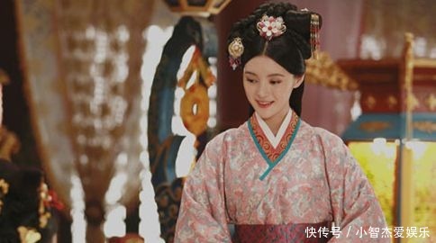 绝色|她是一个绝色美人，有多美？成语“倾国倾城”就是形容她的。