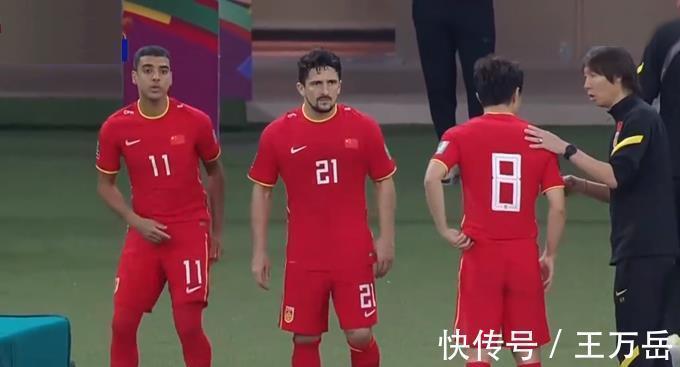 心理战|600万赢球奖要悬?对手敢如此叫阵国足,李铁的压力陡增