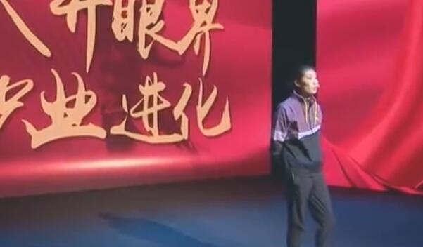 打球|害羞了!朱婷上节目自曝27岁没被催婚,观众:早点遇到优秀男士