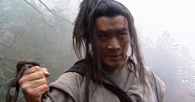 张太公@武松师傅警告武松千万要躲着两个人,武松不听劝告,结果受到教训