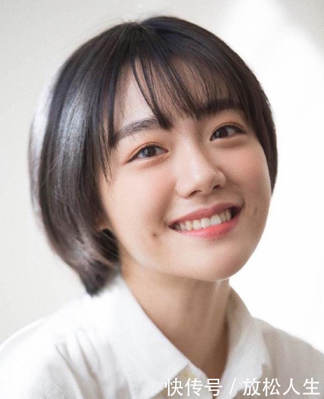 早起保持这4个习惯的女生，皮肤会比同龄人更细腻，想晒黑都很难