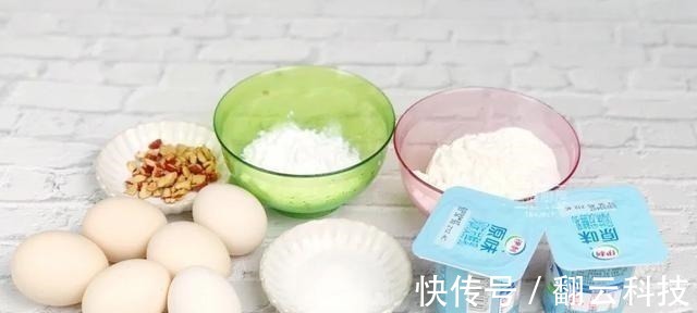 搅一搅，蒸一蒸，不用打发不用烤，火遍全网的懒人蛋糕就这么简单！