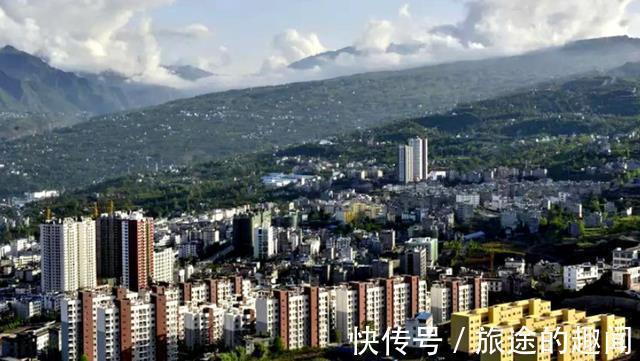 庭院|中国将迎来第四代住房,家家有院子车停门口,电梯房时代过去了