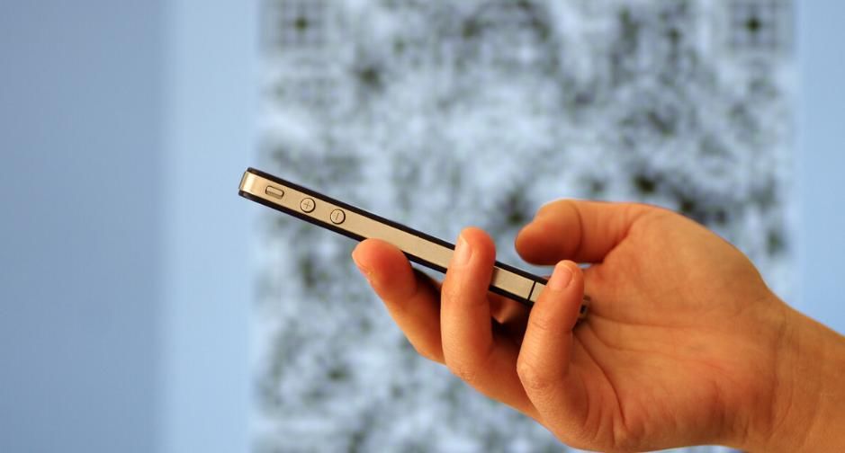 默认登录|不需要密码，“扫码枪”为何可以直接扫走你的资金，这样安全吗？