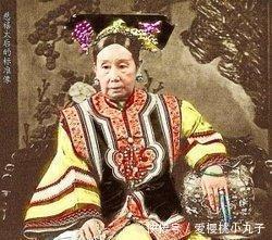 慈禧|通过看慈禧年轻时候的照片,终于明白,皇帝为何对她如此痴迷!