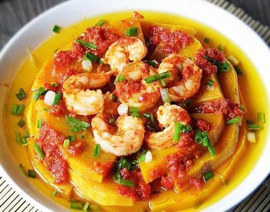 美食推荐香辣猪蹄，酸菜鸭血肥肠，虾仁蒸南瓜，白肉蔬菜卷