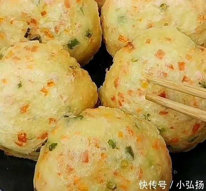 面粉|夏天女儿就馋这早餐,手不粘面筷子一搅,酥皮香软,比油条还好吃