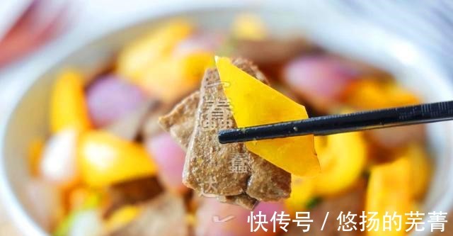 炒制|猪肝营养价值高,清洗工作不能马虎,简单炒制,美味与营养兼备!