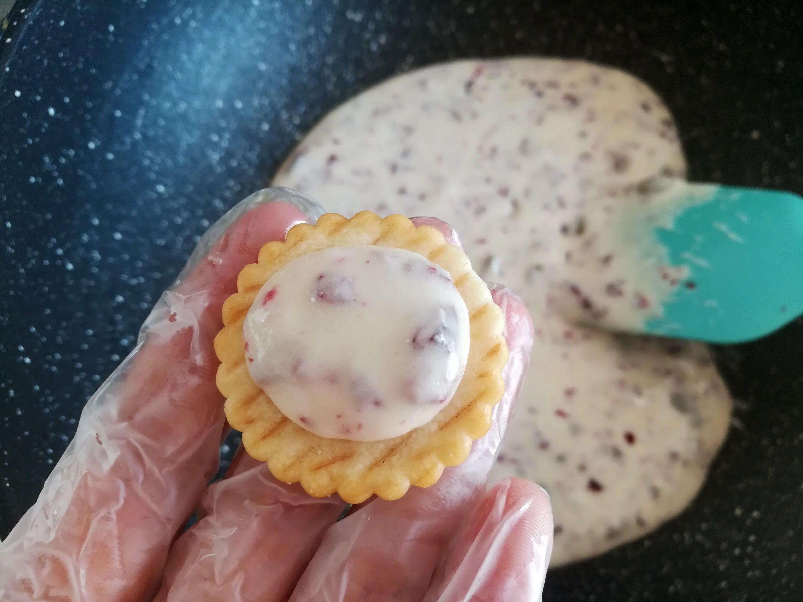 蔓越莓|闺蜜点名要吃它，香酥不甜腻，10分钟做一盘，每次做3斤都不够吃